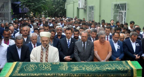 Efkan Özçimen'in cenazesi toprağa verildi