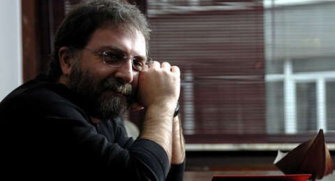 Ahmet Hakan'dan Yılmaz Özdil'e: Ebleh faşist