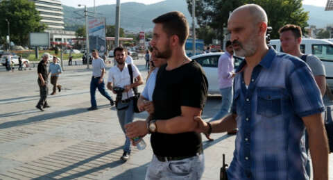 Kent Meydanı'nda bıçaklı kavga: 1 yaralı