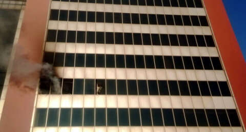 Bursa'da Tower Plaza'da yangın