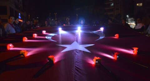 Orhangazi'de Cumhuriyet yürüyüşü