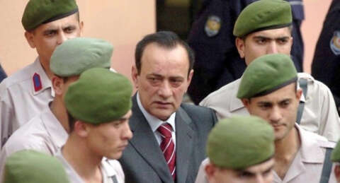 'Alaattin Çakıcı, cezaevi müdürünü ve gardiyanı dövdü'