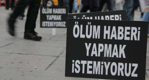 Gazetecilerden akademisyenlere destek