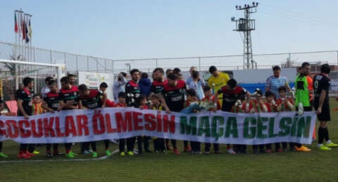 Amedspor-Fenerbahçe maçında 30 saniyelik protesto!