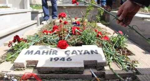Mahir Çayan ve arkadaşları mezarları başında anıldı