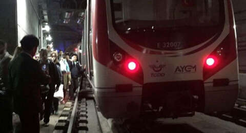 Marmaray raydan çıktı
