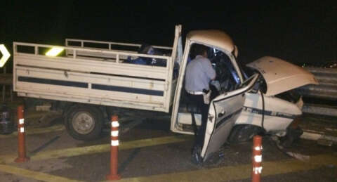 Sürücü virajı alamadı: 1 ölü, 2 yaralı