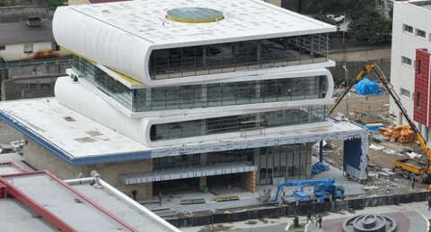 Artvin'de kitap görünümlü kütüphane gün sayıyor