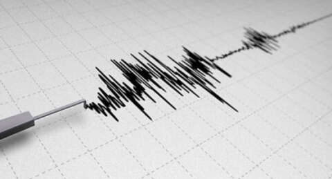 İran'da 5,7 büyüklüğünde deprem: 2 ölü, 400 yaralı