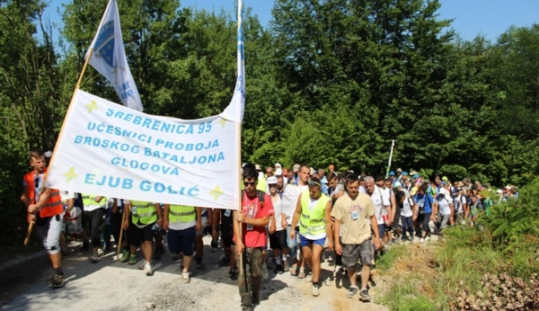 Ölüm yolunda barış yürüyüşü