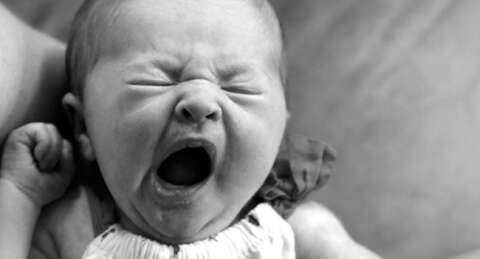 Esnemek neden bulaşıcıdır?