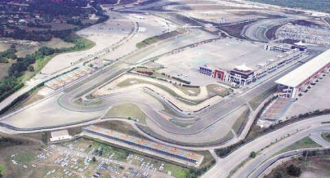 Formula 1 pisti otopark oldu