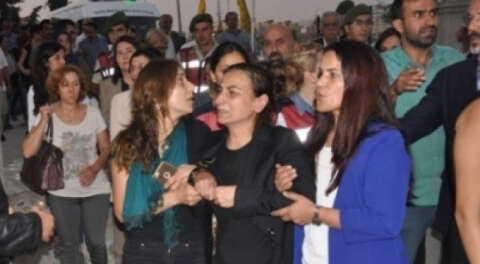 Cenazeye saldırının ilk duruşmasında tahliye