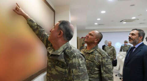 İdlib'e harekat başlıyor; Komutanlar Suriye sınırında