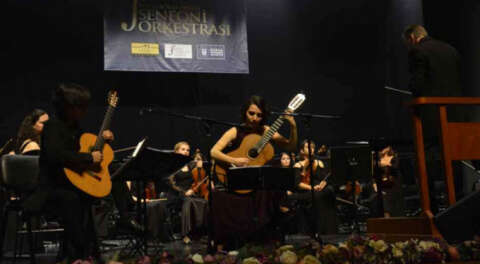 Bursa Senfoni'den 'İki Gitar' konseri