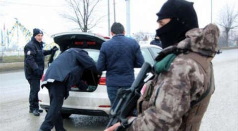Yabancı uyruklu IŞİD üyeleri Bursa'da yakalandı