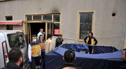 Yaşlı adam sığındığı depoda yanarak öldü