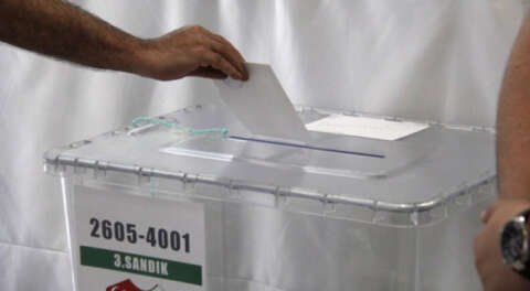 Bursaspor'da oy verme işlemi başladı