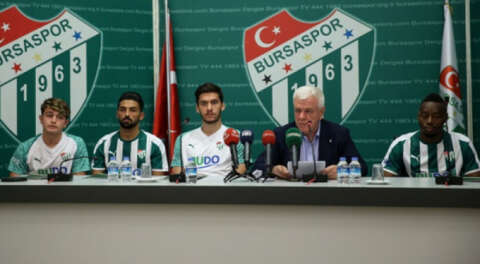 Bursaspor yeni transferlerini tanıttı
