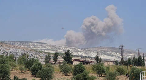İdlib'e müdahale Rus savaş uçakları ile başladı