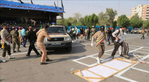 İran'da askeri törende terör saldırısı; 24 ölü