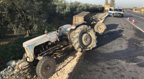 İznik'te traktörler çarpıştı; 1 yaralı