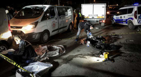 Bursa'da feci kaza; 2 ölü, 1 yaralı