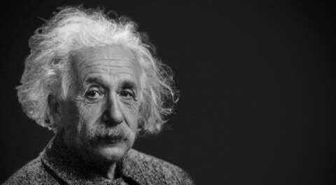 Einstein'ın 'Tanrı mektubu' 2,9 milyon dolara satıldı