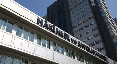 HSK'den 17 hakim ve savcıya FETÖ ihracı