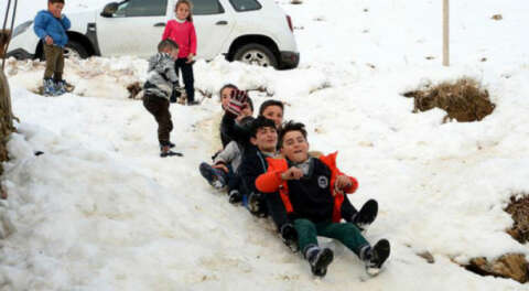 Bursa'nın iki ilçesinde daha eğitime kar tatili