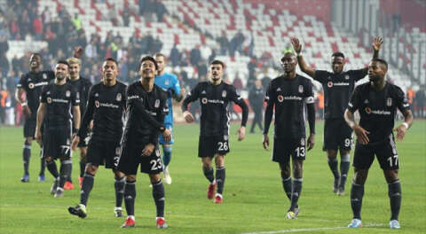 Beşiktaş'tan deplasmanda farklı galibiyet