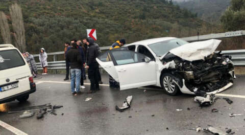 Bursa'da trafik kazası; 5 yaralı
