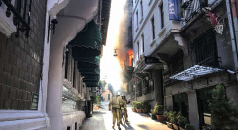 Beyoğlu'nda yangın faciası; 4 ölü, 1 yaralı