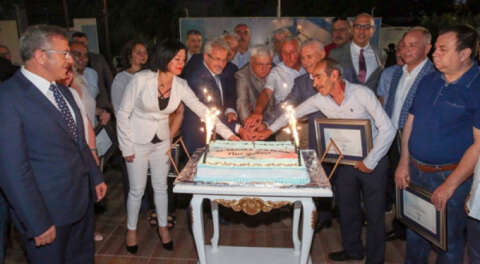 Nilüfer Belediyesi'nde coşkulu 32. Yıl kutlaması