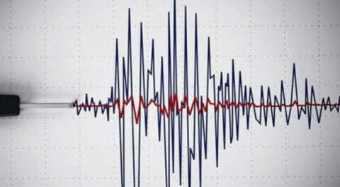 Ege Bölgesi'nde 8 saatte 114 deprem oldu