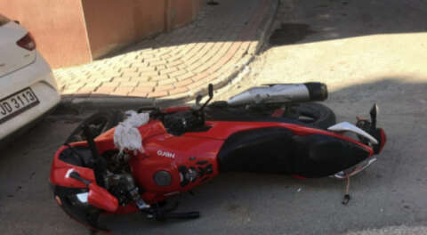 Bursa'da otomobille motosiklet çarpıştı; 2 yaralı