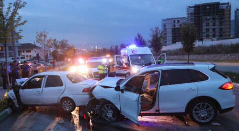 Bursa'da gece kulübü çıkış kaza; 1 ölü