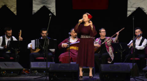 Bursa'da Türk Dünyası Müzikleri Konseri