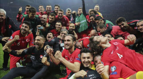 Türkiye EURO 2020'ye katılmayı garantiledi