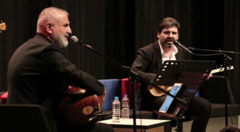 Yılın son konseri; Ateş ve Balkır'dan türkü dolu gece