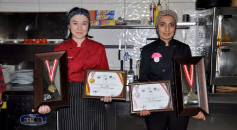 Karacabey'deki geleceğin aşçılarına 2 madalya