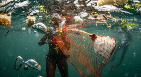 Türkiye'nin denizleri plastik ve izmaritle dolu!