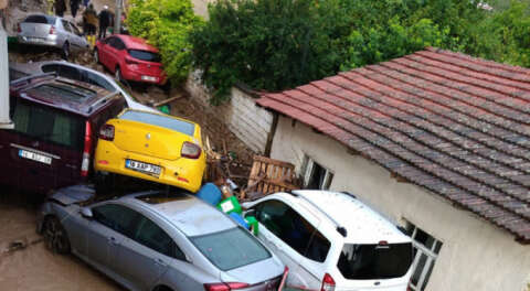 Bursa'da sel felaketi; 2 ölü, 4 kişi kayıp