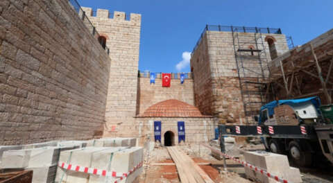 Bursa'daki Zindan Kapı restorasyonunda sona gelindi