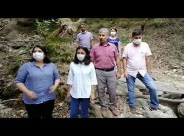 İznik'te doğa katliamının tabelalarını çaktılar!