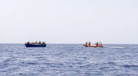 Akdeniz'de botun batması sonucu 24 kişi öldü