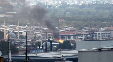Bursa'da çatı katında çıkan yangın korkuttu