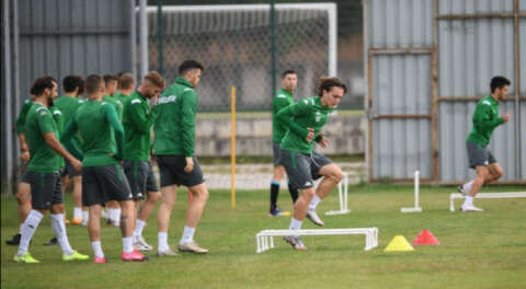 Bursaspor zorlu Tuzla deplasmanına hazırlanıyor