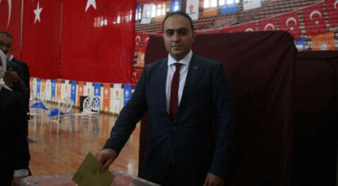 AK Parti Orhangazi'de yeni başkan Gökhan Ulusu