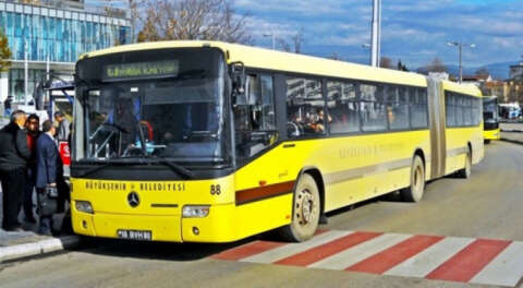 'Alinur Aktaş, üç büyükşehiri örnek almalı'